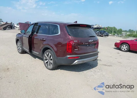 2022 Kia Telluride S z USA, uszkodzony, nr VIN 5XYP6DHC1NG196874